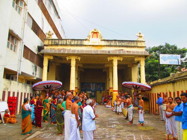 Azhagiyasingar_Mangalasasanam_Thiruvallikeni-140