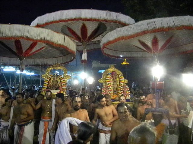 Kanchi Devaperumal Theppotsavam at Ananta Saras Day 3  2014 -33_640x480
