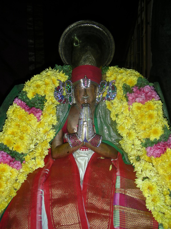 Koorathazhwan Thirunakshatram at Thiruvallur Veeraraghava temple 2014--00