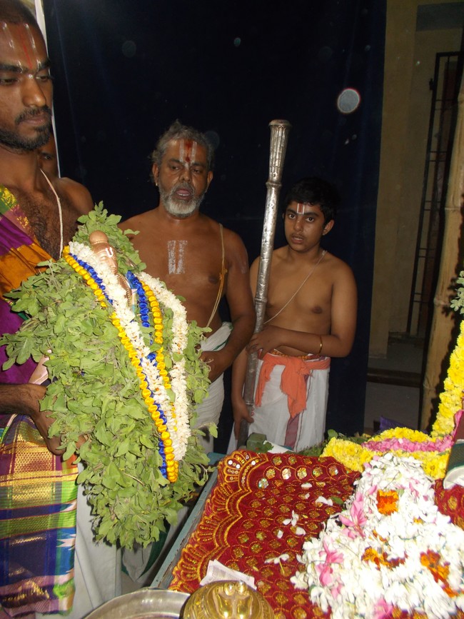 Nammazhwar Moksham at Therazhundur Amaruviyappan  Temple 2014 -14