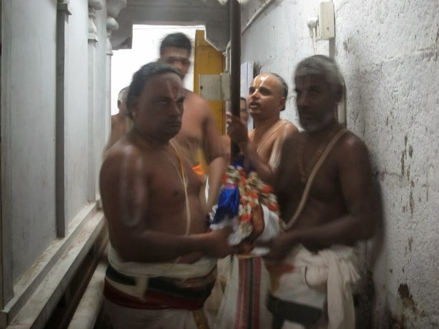 Nammazhwar Moksham at Uthiramerur Sundara Varadar temple  2014 -06_640x480