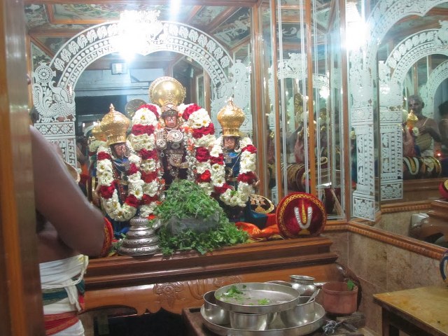 Nammazhwar Moksham at Uthiramerur Sundara Varadar temple  2014 -11_640x480