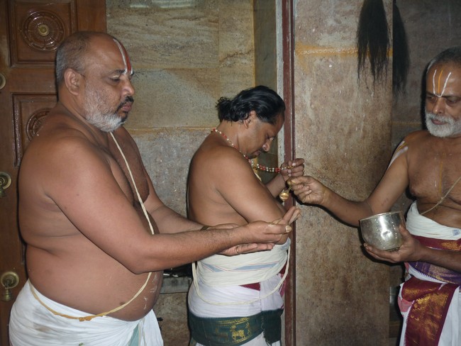 Namperumal Irappathu day 6 Ahobila mutt kaingaryam 2014 -09