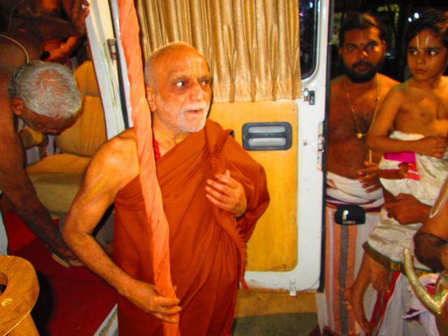 Parakala Swami_Srimath Azhagiyasingar_010