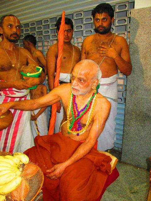 Parakala Swami_Srimath Azhagiyasingar_038