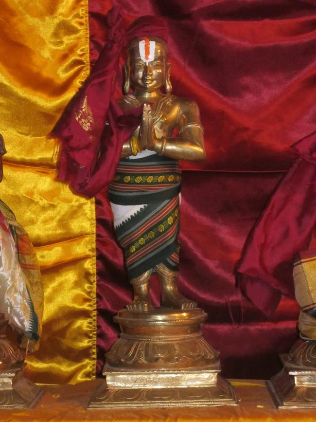Saidapet Prasanna Venkatesa Narasimha Perumal Pagal pathu day 1 2013-09
