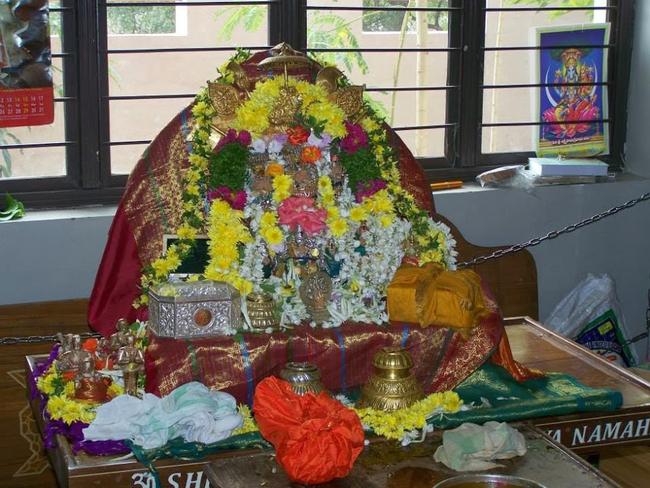 Sri Parakala Jeeyar Mangalasasanam at Hydrebad Andavan ashramam 2013-09