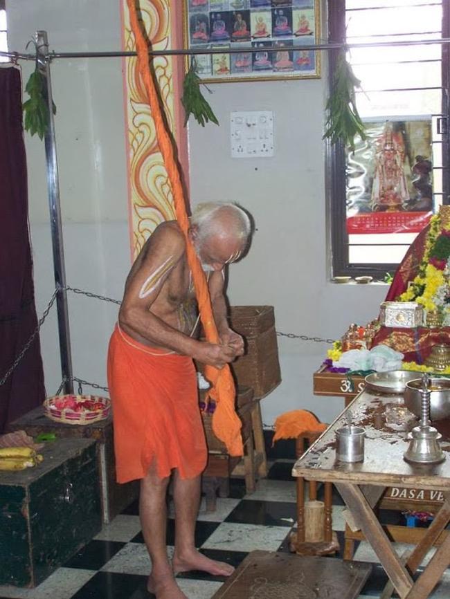 Sri Parakala Jeeyar Mangalasasanam at Hydrebad Andavan ashramam 2013-23
