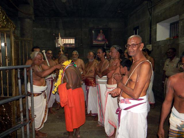 Srimath Azhagiyasingar_Thiruvallur_16