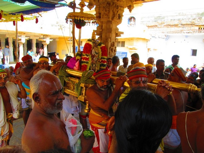 Srirangam Rappathu Day 4  2014-21
