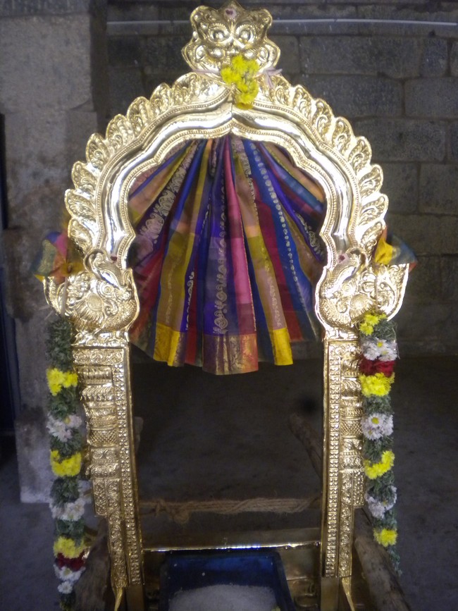 THirukudanthai Sarangapani Temple Uttarayana Vaasal Thirappu   2014 -01