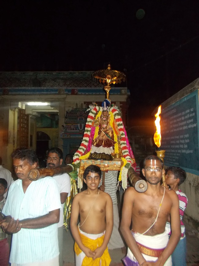 Therazhundur Amaruviyappan Perumal Vaikunda Ekadasi 2014--01