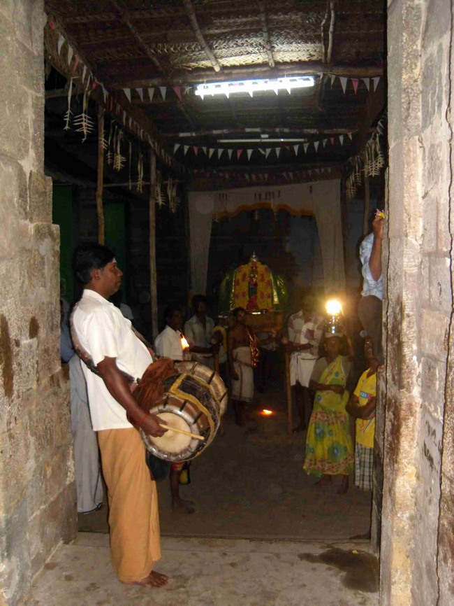 Thirukannamangai Bhakthavatsala Perumal Irappathu day 8 2014--09