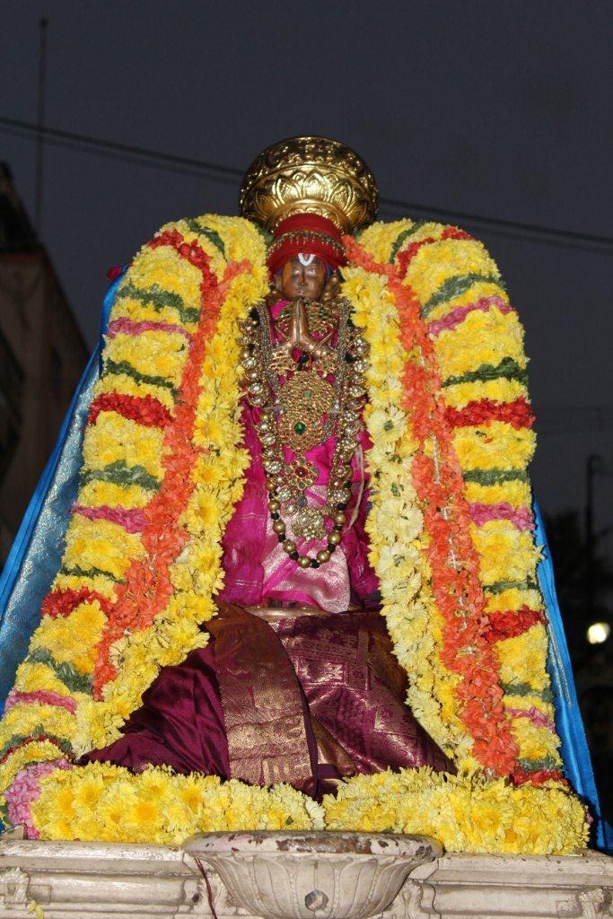 Thiruvallur Veeraraghava perumal temple Irappathu day 9   2014 -08