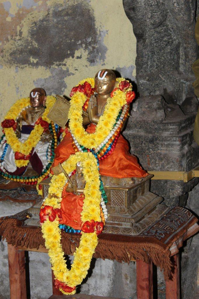 Thiruvallur Veeraraghava perumal temple Irappathu day 9   2014 -17