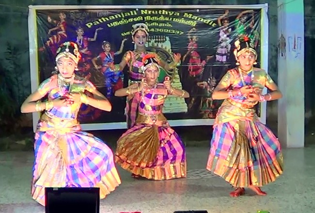 Vaikunda Ekadasi Sevai at Thiruvellukkai 2014 -16