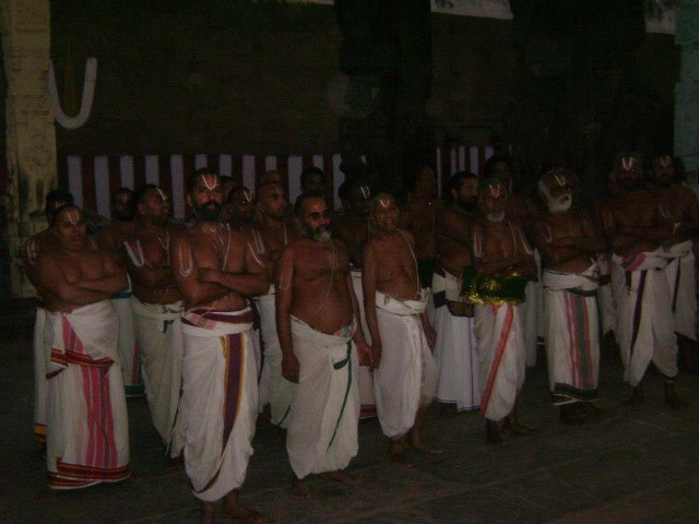 Kanchi Devaperumal Rathasapthami Chandra Prabhai Purappadui 2014 -05