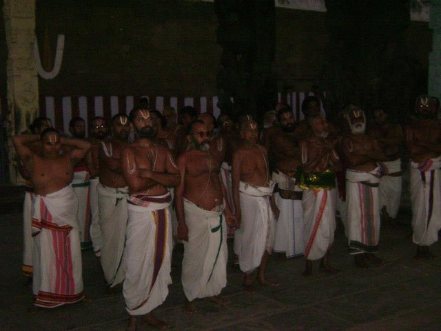 Kanchi Devaperumal Rathasapthami Chandra Prabhai Purappadui 2014 -16