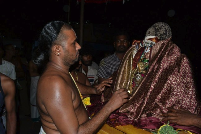 Peyazhwar Mangalasanam to Parthasarathy during ekkadhuthangal utsavam 2014--09