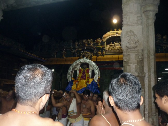 Srirangam Bhoopathi THirunal Irattai Prabhai Purappadui 2014 -09