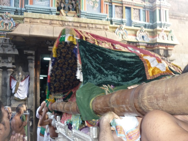 Srirangam Bhoopathi Thirunal  Pallaku 2014 -06