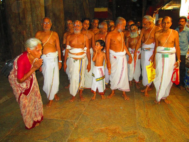 Srirangam Boopathi THirunal Aalum Pallaku Day 11 2014--00