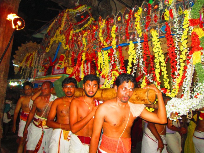 Srirangam Boopathi THirunal Aalum Pallaku Day 11 2014--26