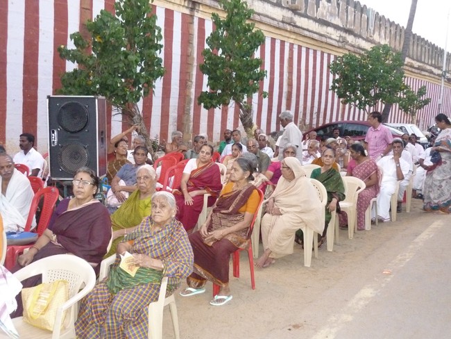 Srirangam Uthra veedhi Anjaneyar Laksharchanai day 3  2014 -13