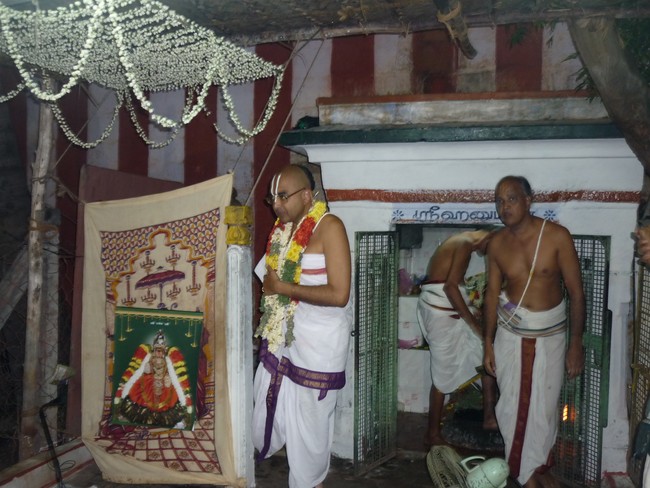 Srirangam Uthra veedhi Perumal Thiruvadi Thirumanjanam 2014 -09