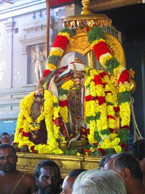 Thirunangur Garuda Sevai Azhwar mangalasasanam at Pandal 2014--0055