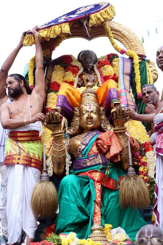 Thiruvellikeni Masi Maga Theerthavari Purappadu 2014 -05