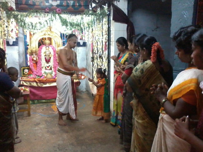Thiruvelukkai Dhavana Utsavam day 2  2014 -09