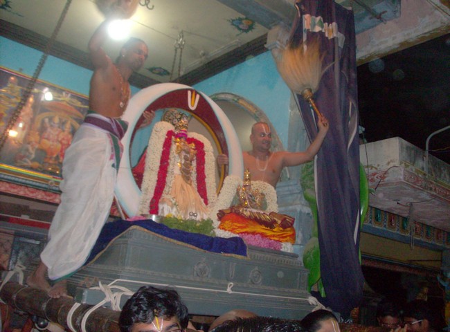 nanganallur sri lakshmi narasimhar chandra prabhai 19-day 4