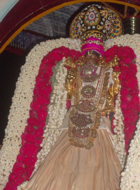 nanganallur sri lakshmi narasimhar chandra prabhai 45-day 4