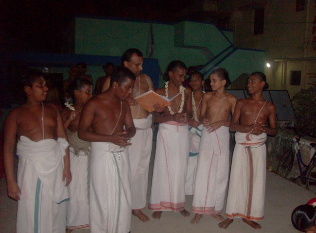 nanganallur sri lakshmi narasimhar chandra prabhai 48-day 4