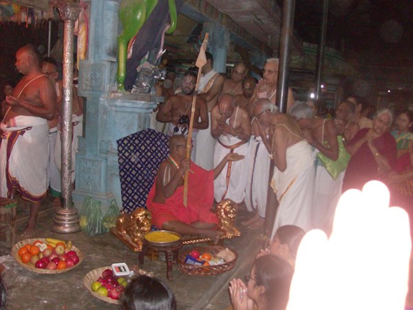 srimath azhagiyasingar at dolothsavam in lakshmi narasimhar temple08080808