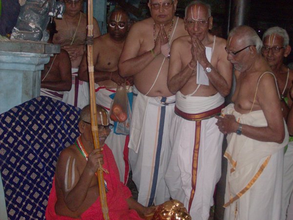srimath azhagiyasingar at dolothsavam in lakshmi narasimhar temple10101010