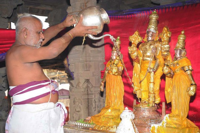 Ahobilam Theppotsavam  day 3 Thirumanjanam   2014--0006