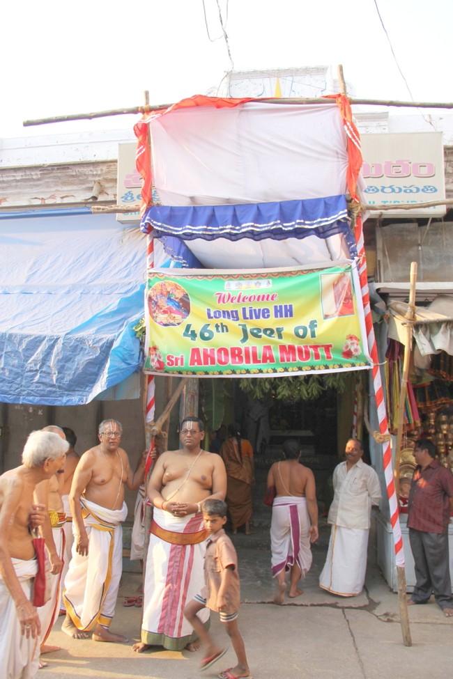 Azhagiyasingar Vijayam  to  Thirupathi AHobila Mutt 2014 -25