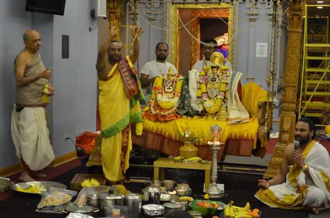 Illinios Sri venkateswara Perumal Temple Panguni Sevai 2014 -11