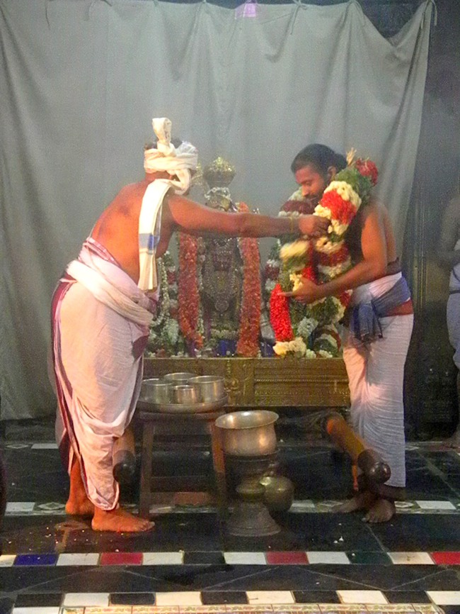Melkote Vairamudi and Rajamudi sevai 2014--0043