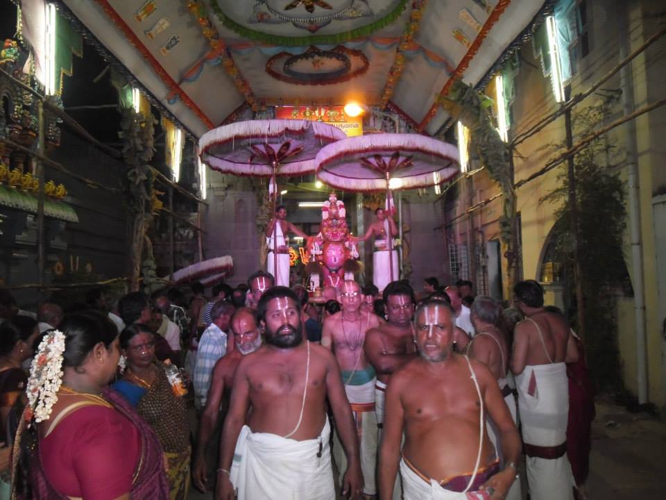 Mylapore Adhikesava perumal Brahmotsavam Simha vahanam  2014 -06