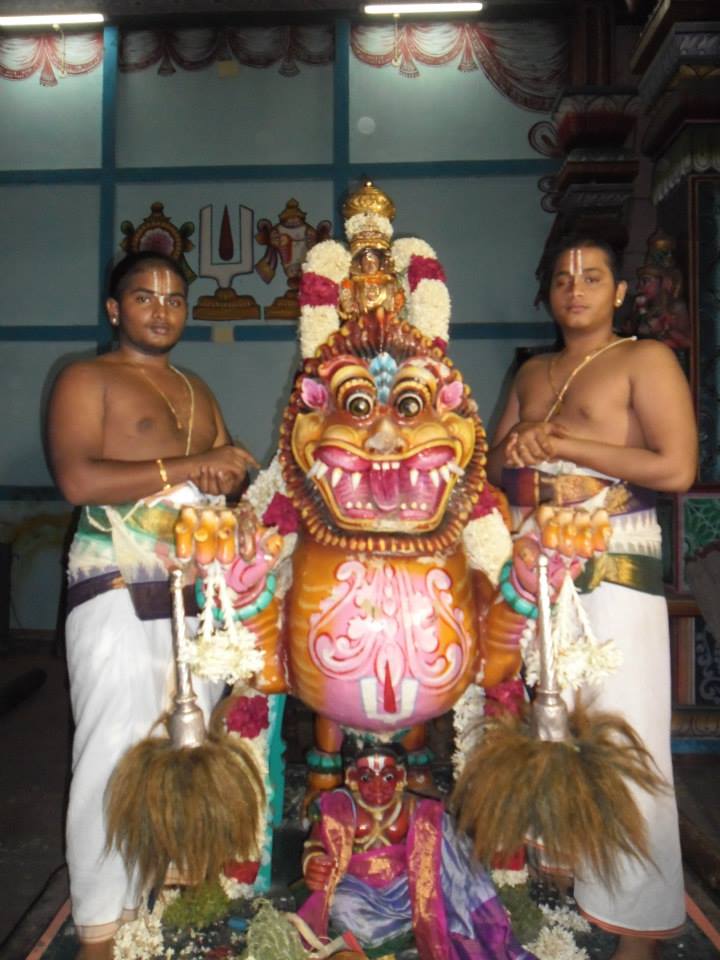 Mylapore Adhikesava perumal Brahmotsavam Simha vahanam  2014 -10