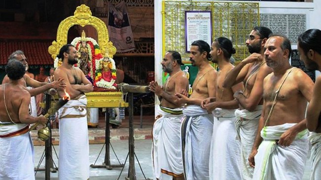 SVDD Srinivasa Perumal Ekadasi Purappadu  2014--00