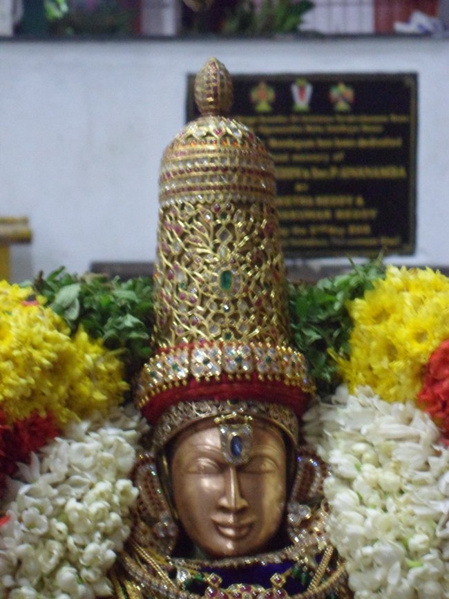 Sri Vedantha Desikar Devasthanam Mylapore Thirukatchinambigal  Nakshatram 09-03-2013 07