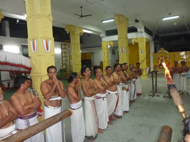 Sri Vedantha Desikar Devasthanam Mylapore Thirukatchinambigal  Nakshatram 09-03-2013 13