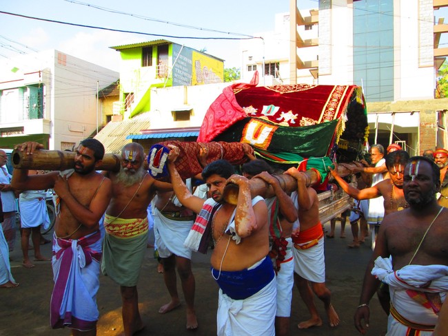 Srirangam Masi Theppam Namperumal Purappadu day 3 2014 -30
