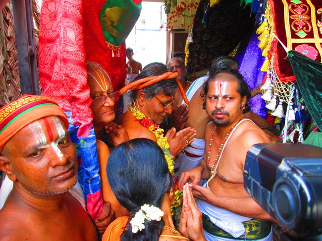 Srirangam Masi Theppam Namperumal Purappadu day 3 2014 -40