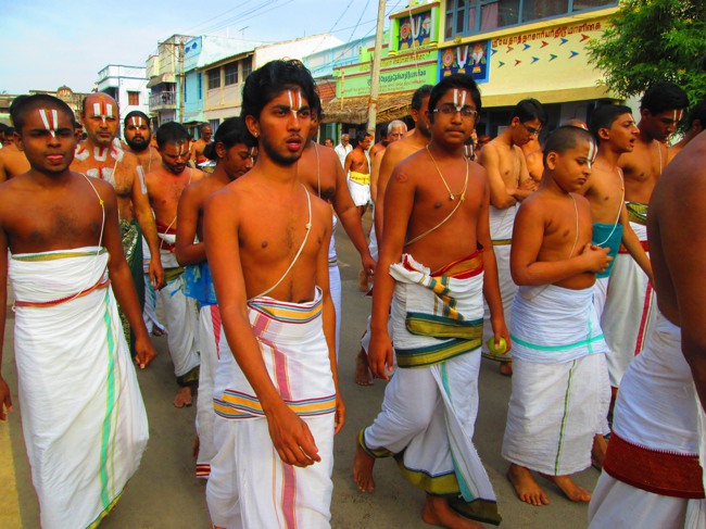 Srirangam Masi Theppotsavam Day 6 Morning 2014--08