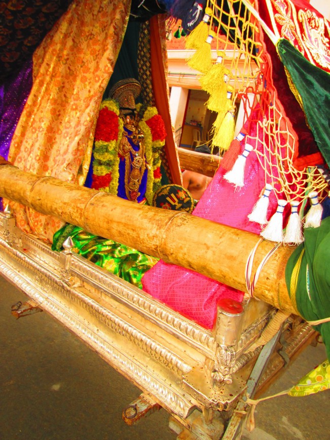 Srirangam Masi Theppotsavam Day 6 Morning 2014--22